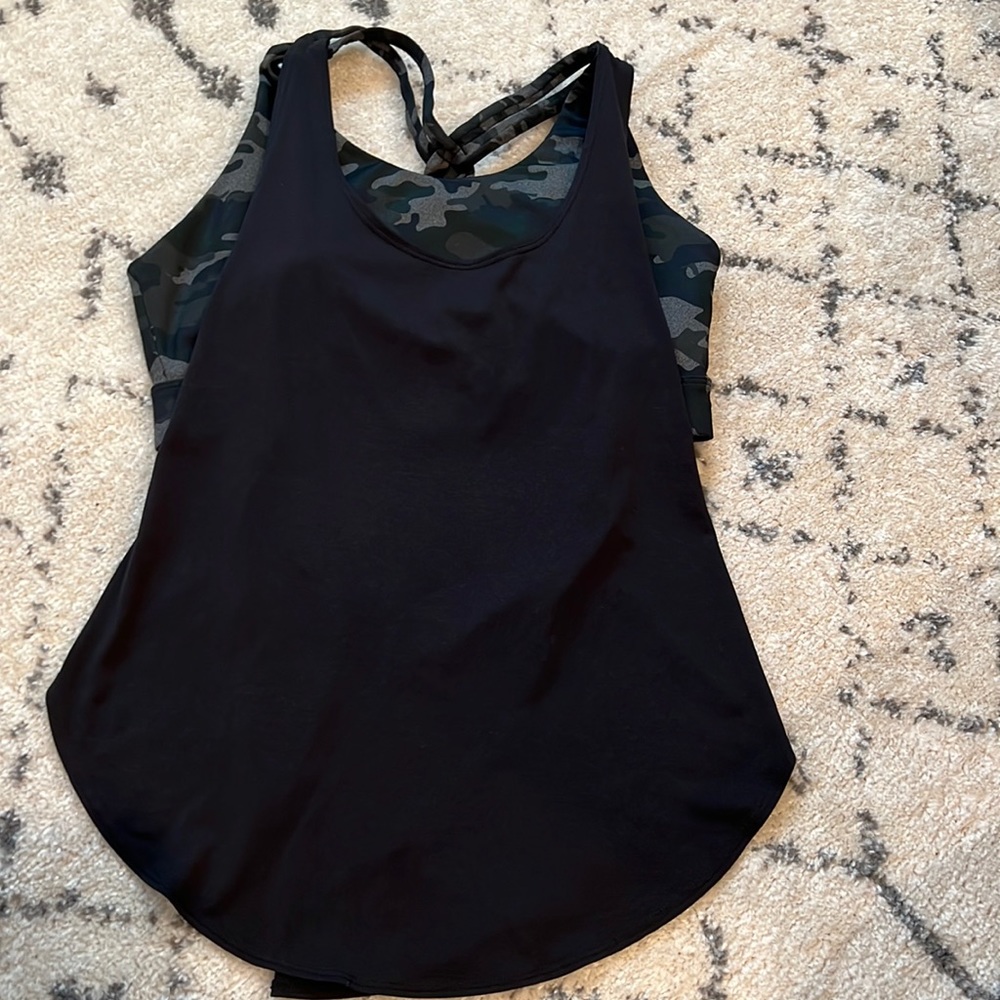 Fabletics Giselle Powertouch Light Built-In Bra Swing Tank